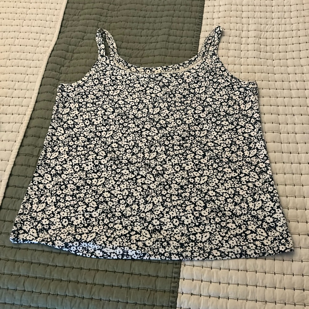 Old Navy Tank
